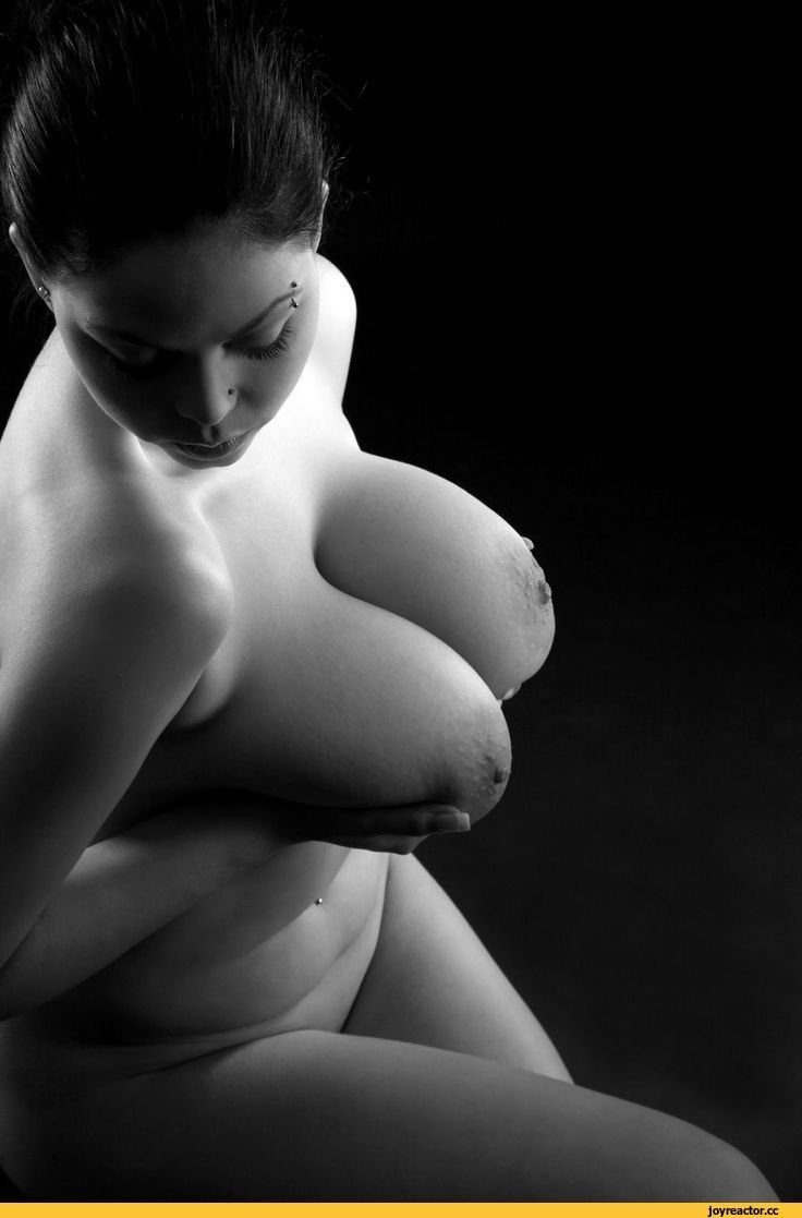 Художественное ню большая грудь