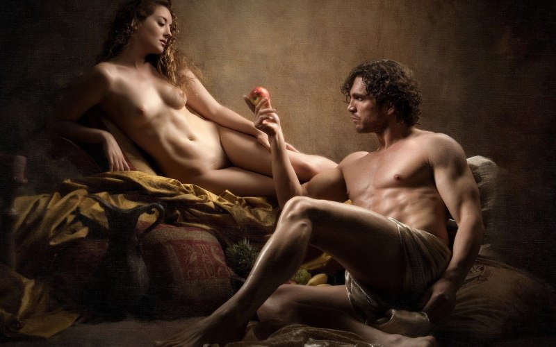 Мужская и женская Нагота