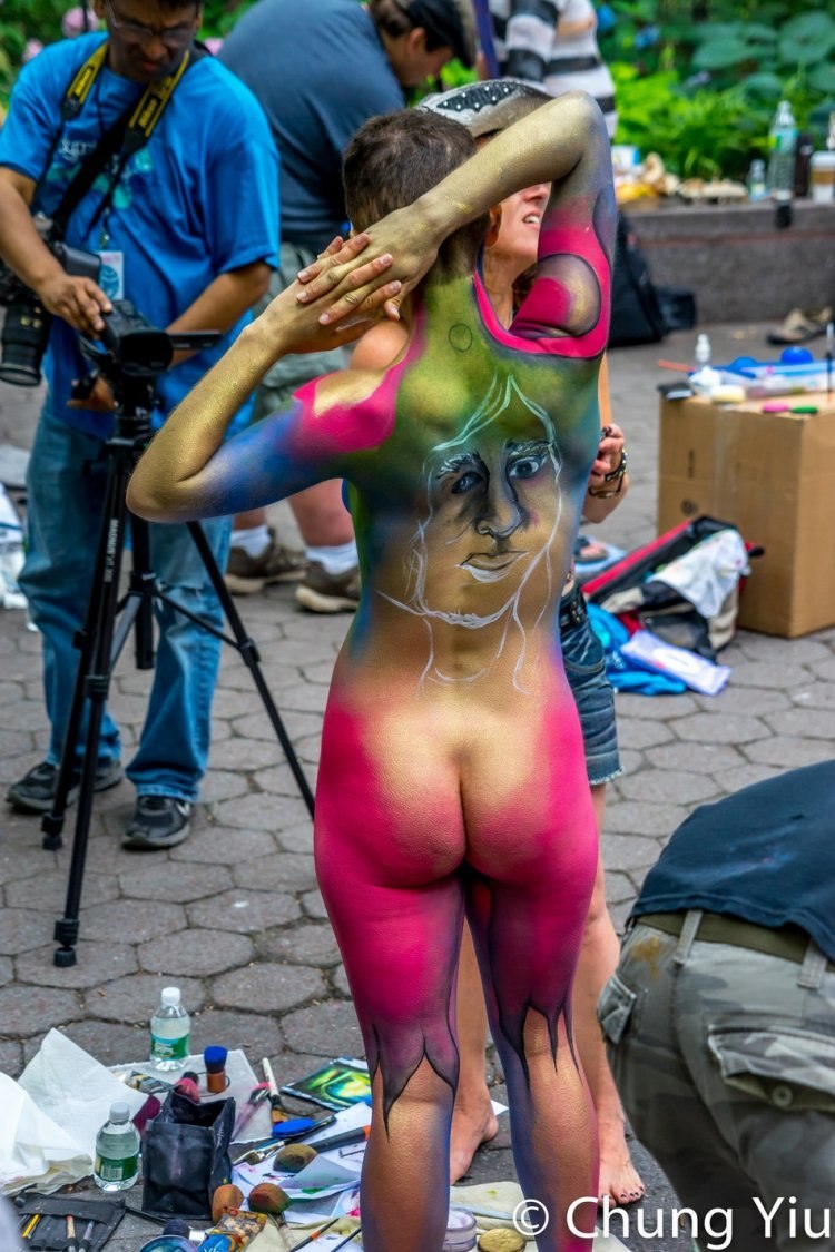 Уличный бодиарт