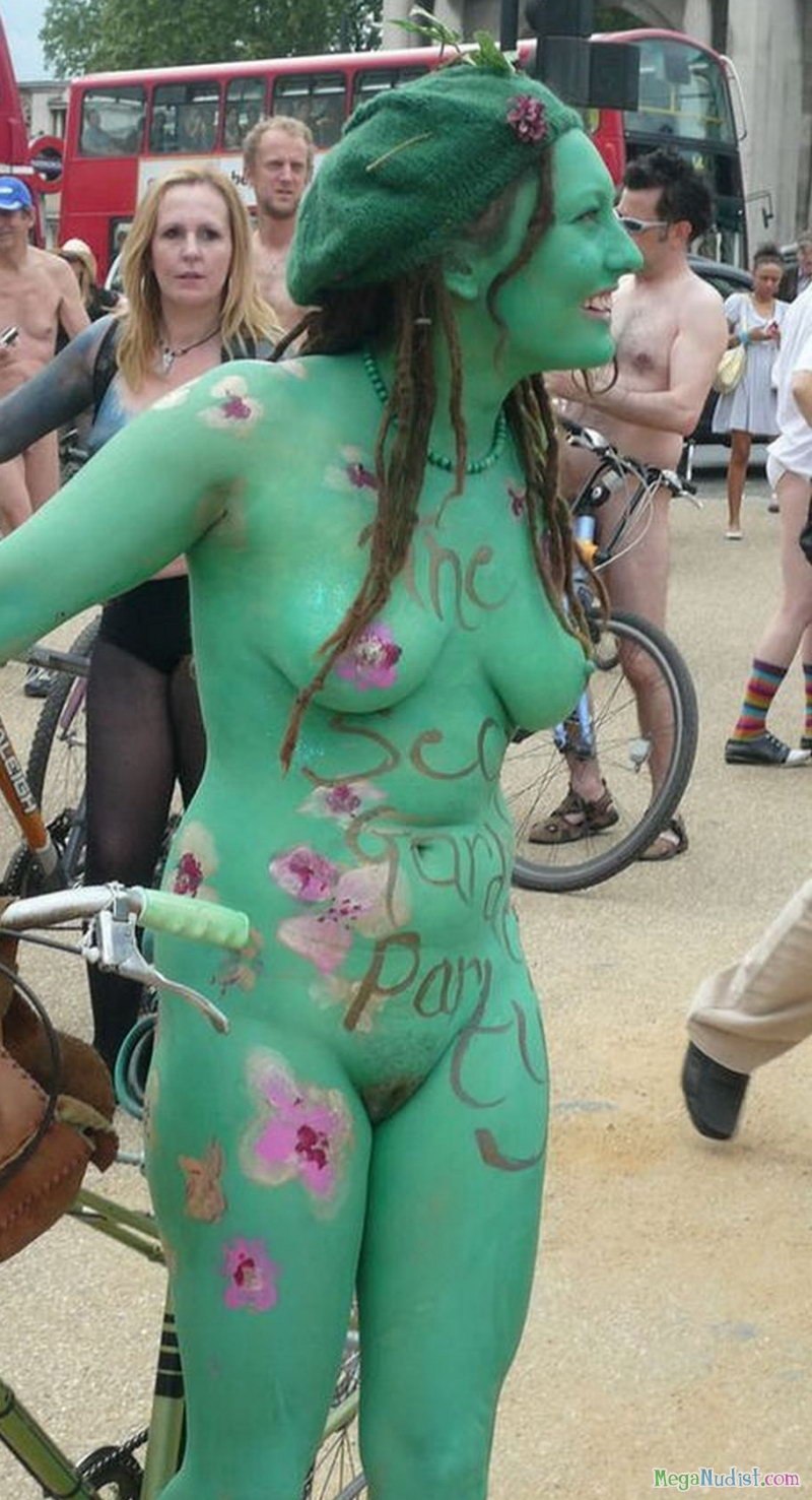 Фестиваль голые бодиарт