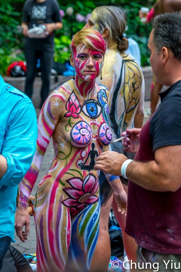 Разрисованные девушки ню