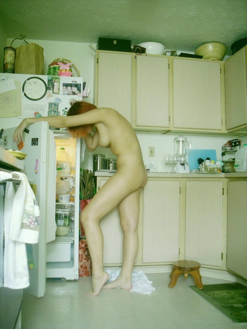 Голышом в быту частное