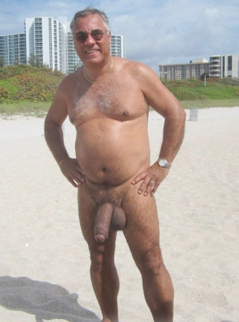 Голые мужчины постарше