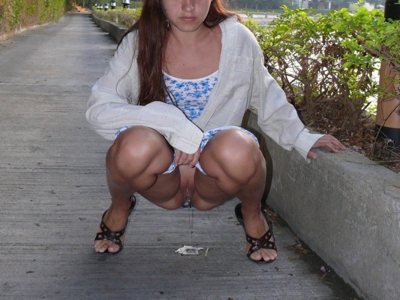 Домашние бабы без трусов