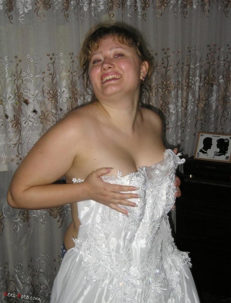 Голые колхозные невесты