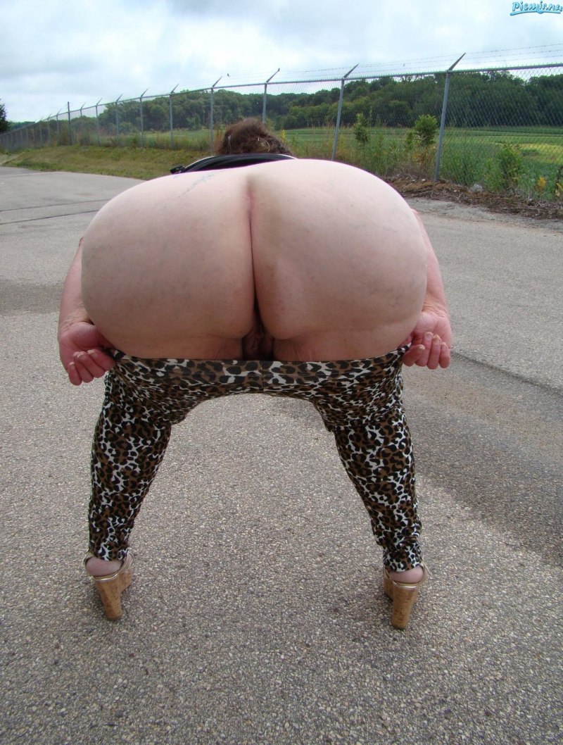 Большие попки старых женщин