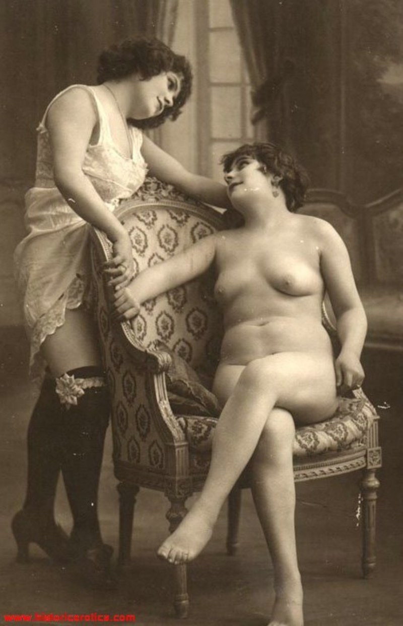 Голые старые бабки натурщицы