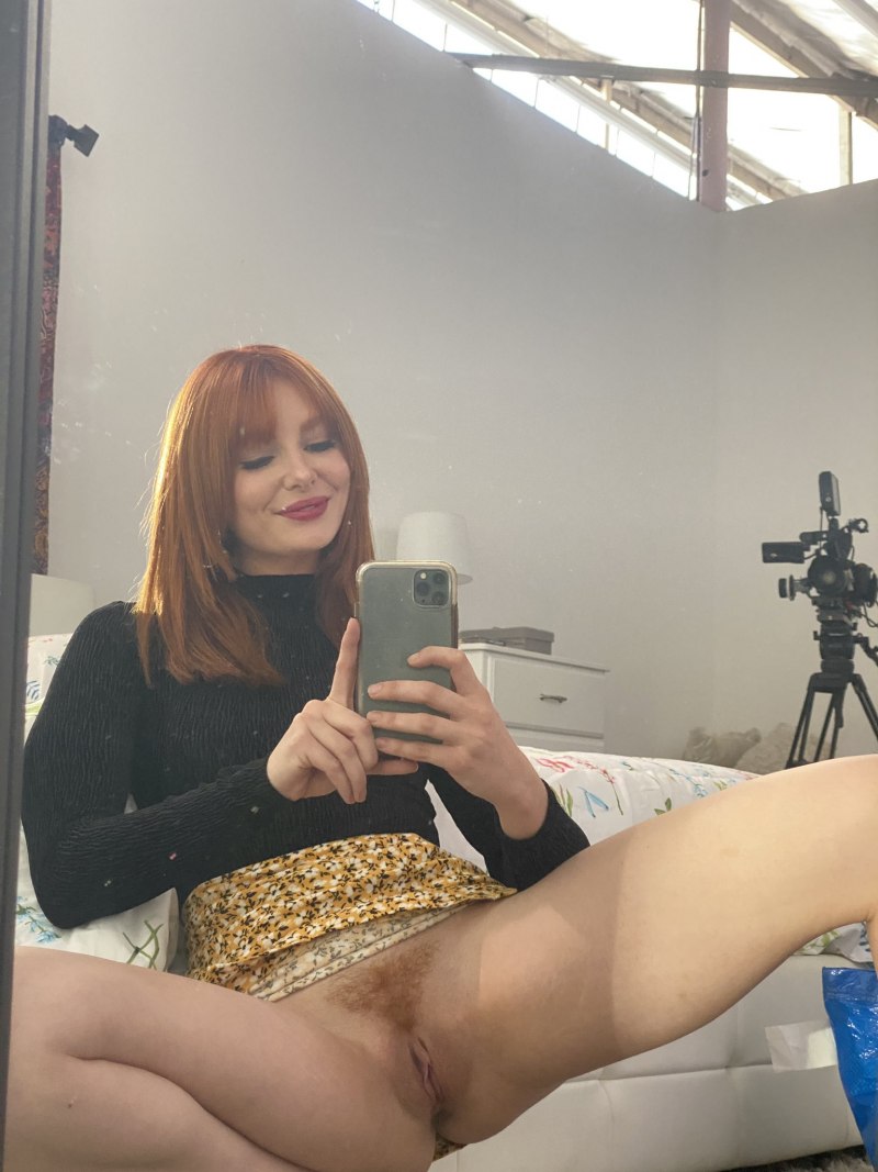 Модели бесстыжие киски