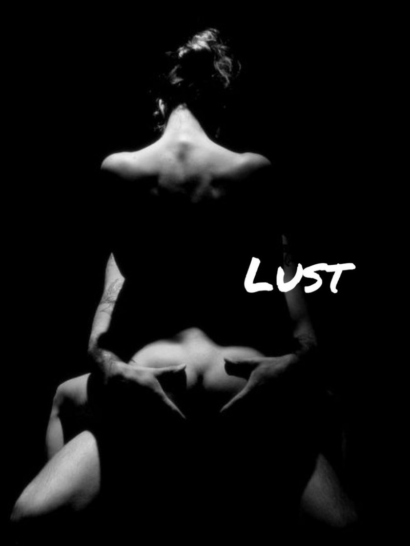 Мужской член в темноте эротические фото