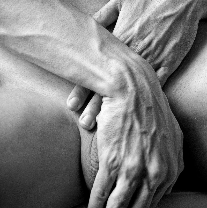 Интимные прикосновения