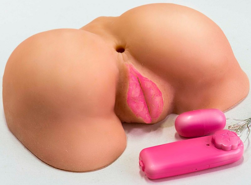 Lovetoy (а-полимер) мастурбатор с выносным пультом (669721)