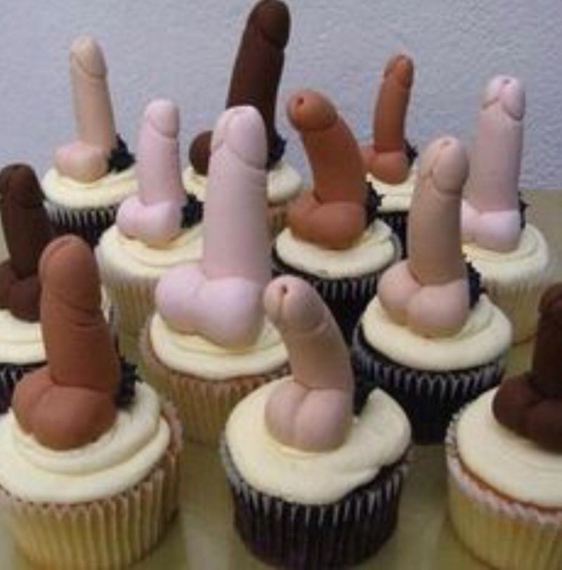 Торт в виде мужского члена