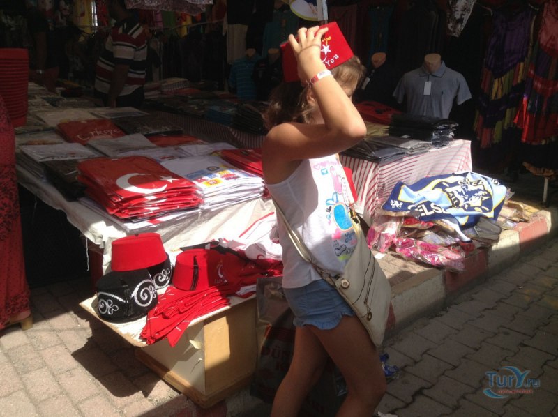 Кемер рынок вещевой