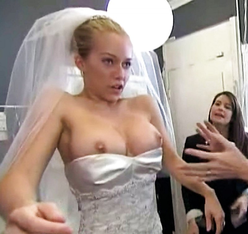 Свадьба голая невеста на поводке
