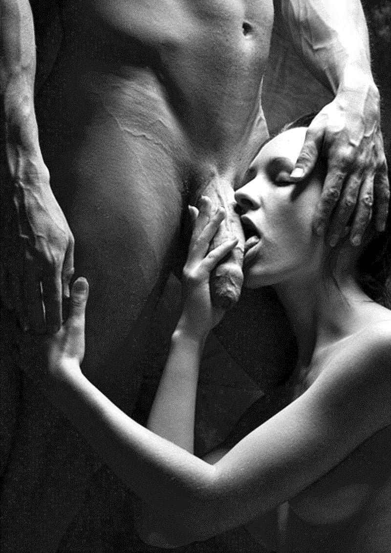 Страстные голые женщины