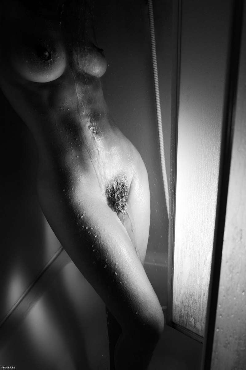 Красивая черно-белая порнография