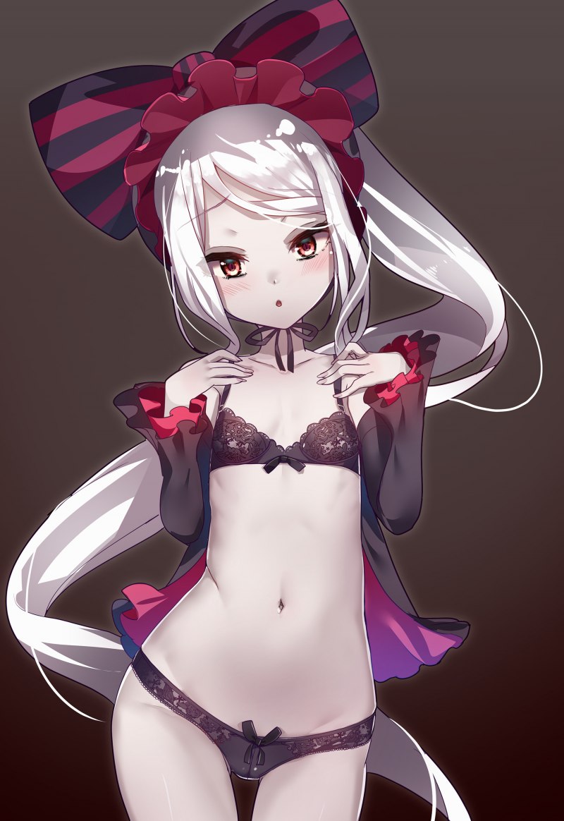 Shalltear Bloodfallen этти