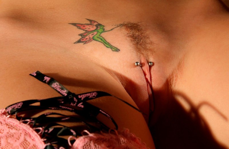 Интимный пирсинг у девушек
