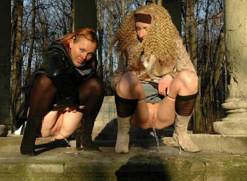 Симона Даймонд писсинг