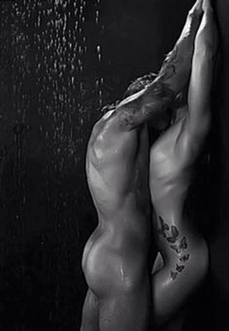 Трах в душевой кабинке