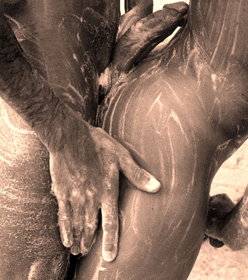 Парная фотосессия ню в душе