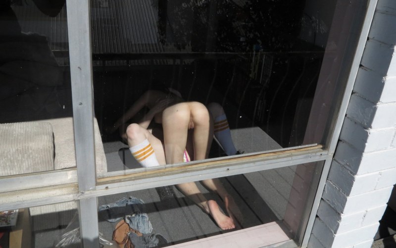 Голая соседка за забором