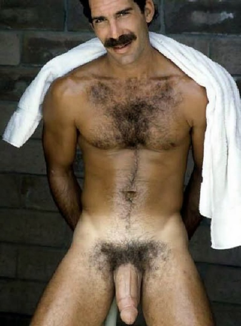 Голые волосатые накаченные мужчины