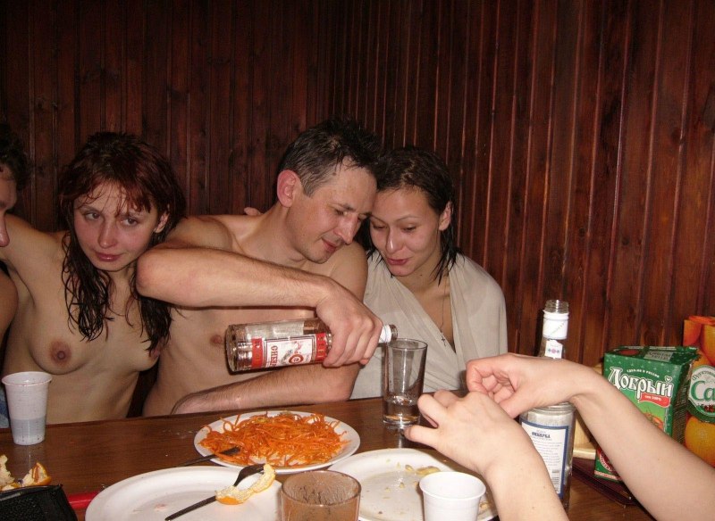 Ебля в сауне Любительское