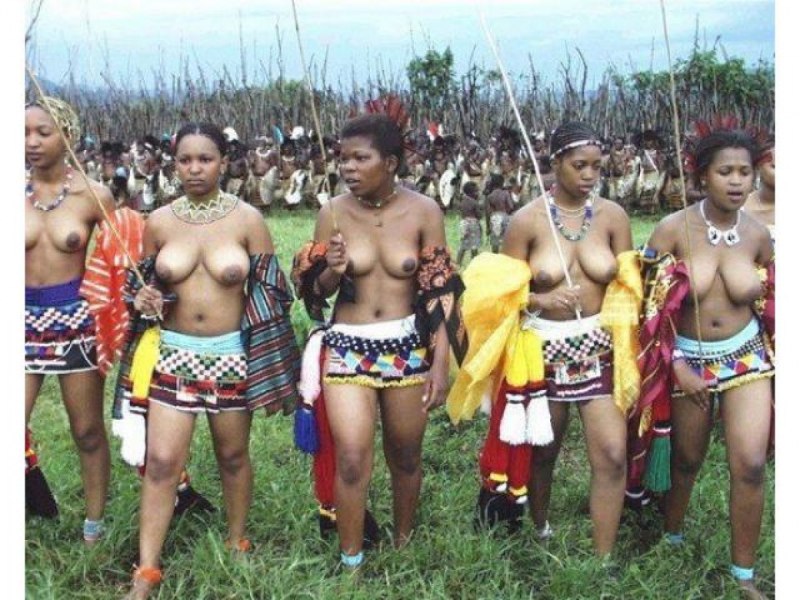 Голые женщины разных наций