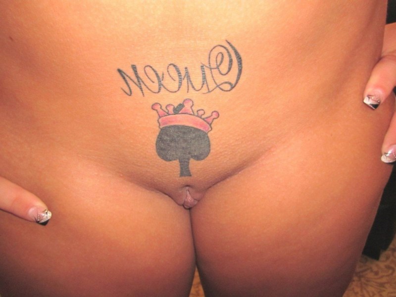 Прикольные интимные тату