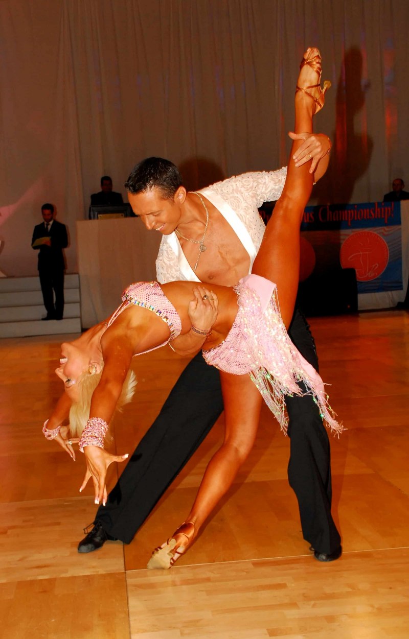 Порнографические танцы