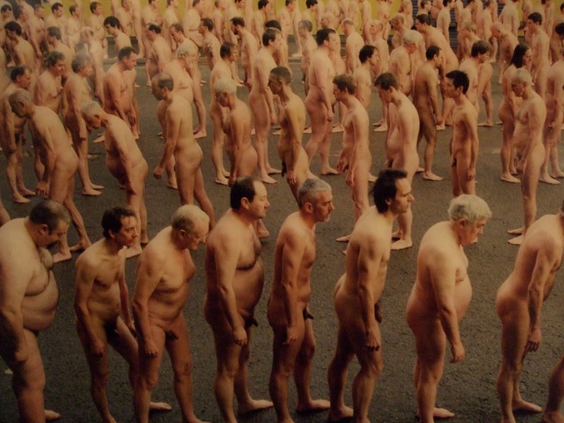Соревнования голых людей