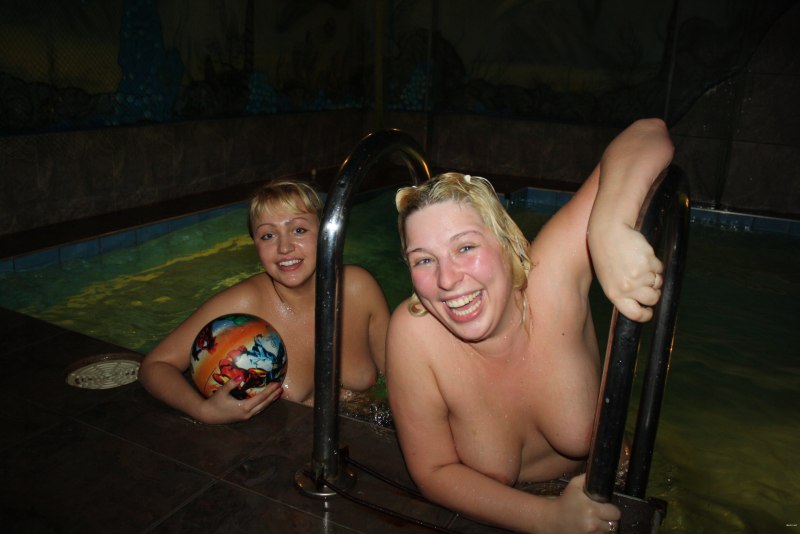 Голый корпоратив в сауне