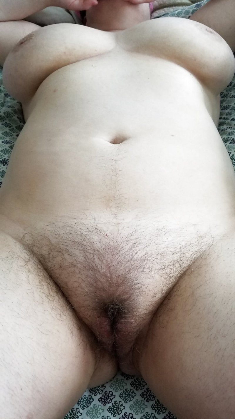 Женские прелести вид снизу