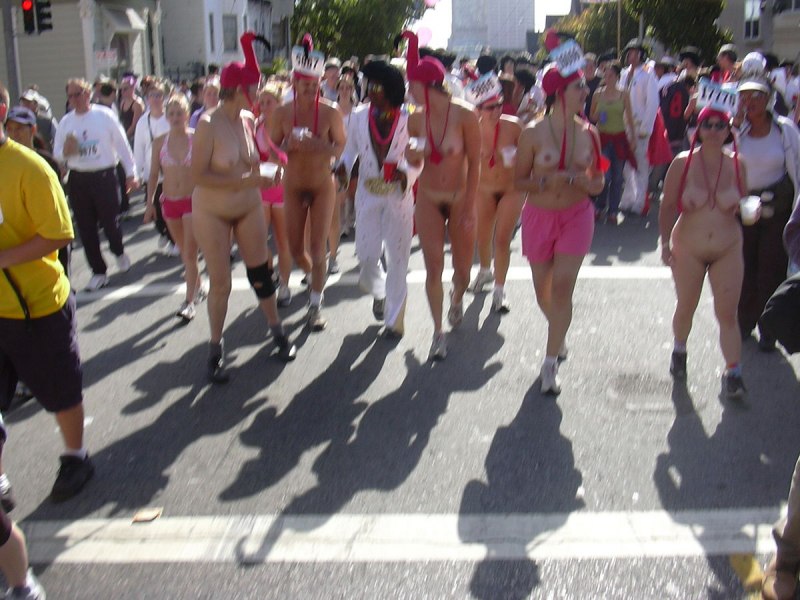 Радовую после парада трах СКР