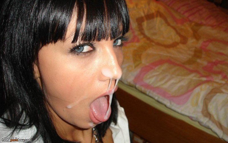 Кончил брюнетке на губы частное