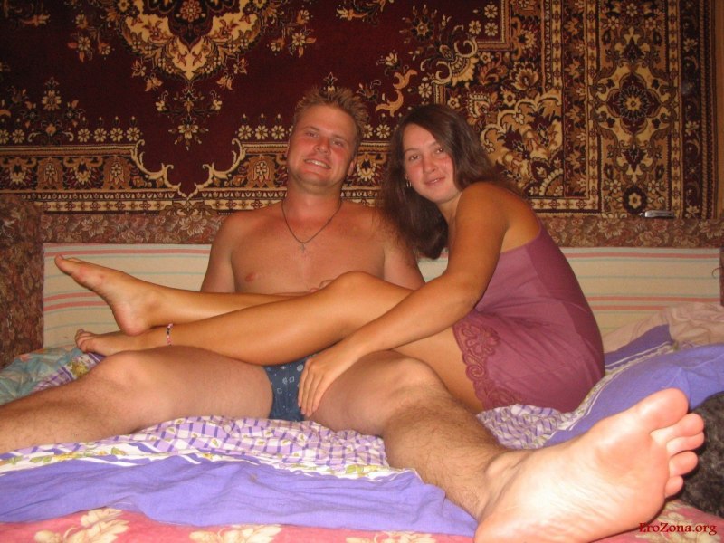 Интимная фотосессия семейной пары