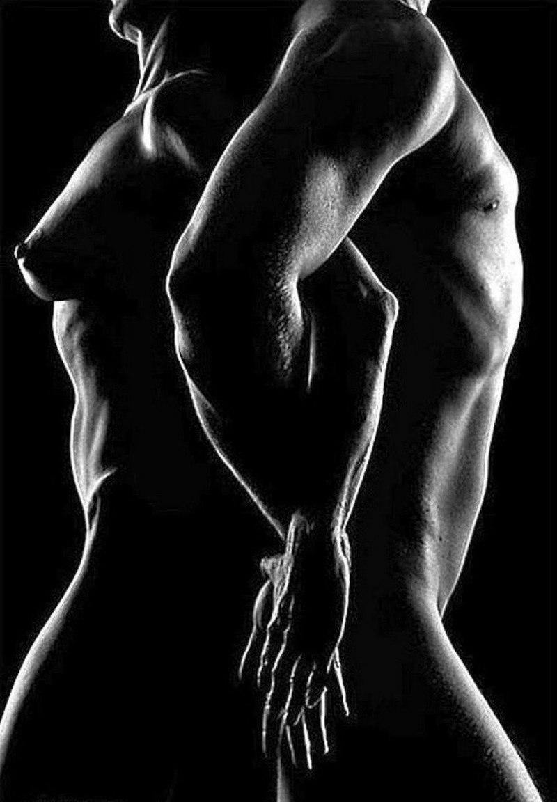 Эротические черно белые бдсм