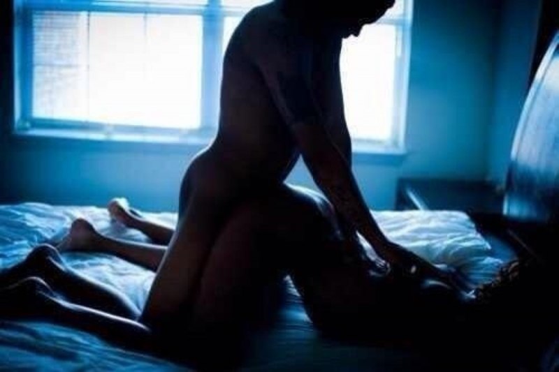 Nadia Jay Shameless couple have sex in Hotel Window