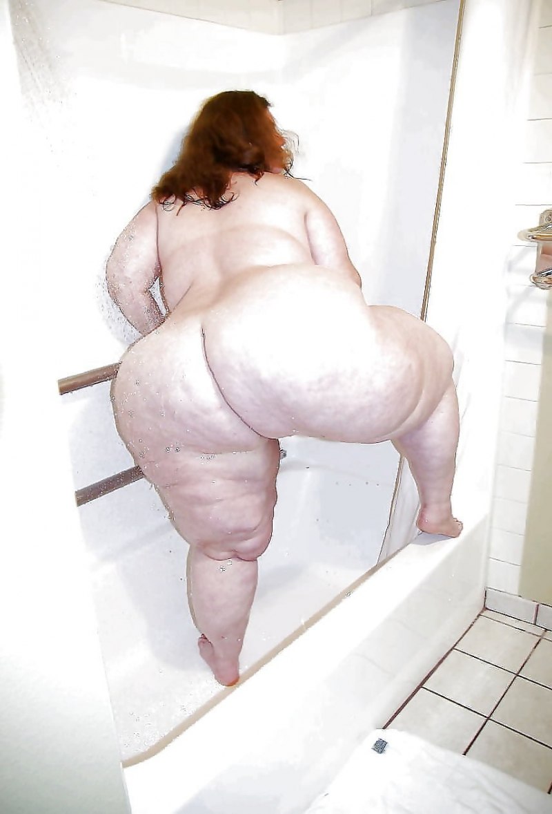 Большие целлюлитные попы Милф