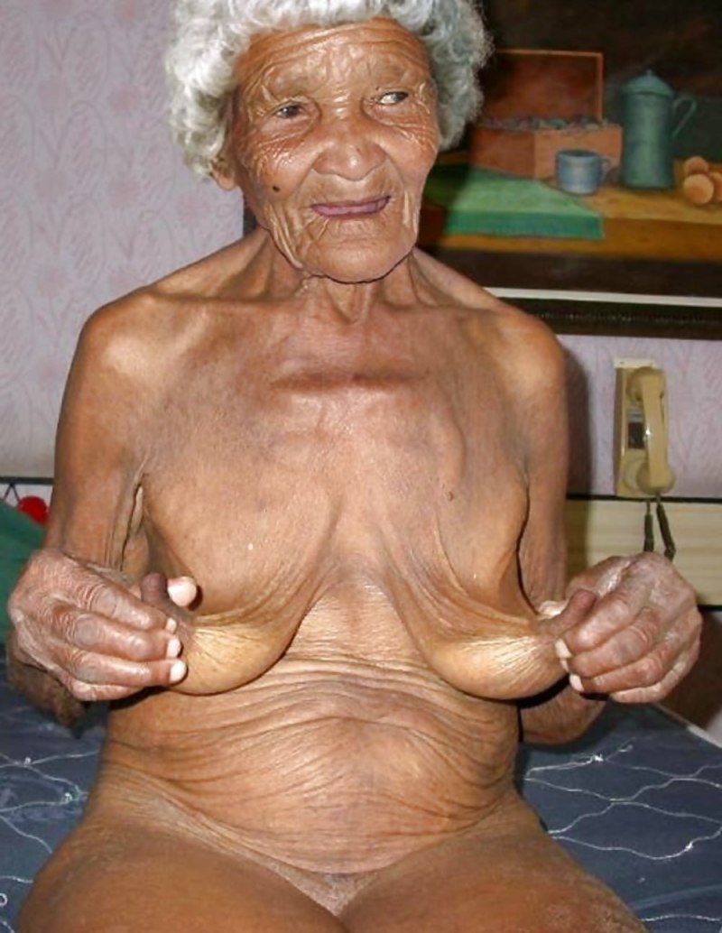 Маленькие сиськи старух