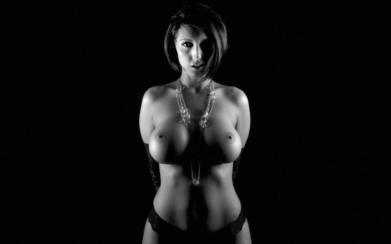 Красивые женщины голые снизу