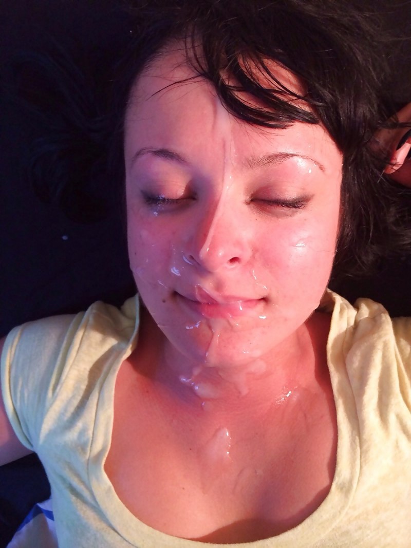 Селфи с обкончанным лицом