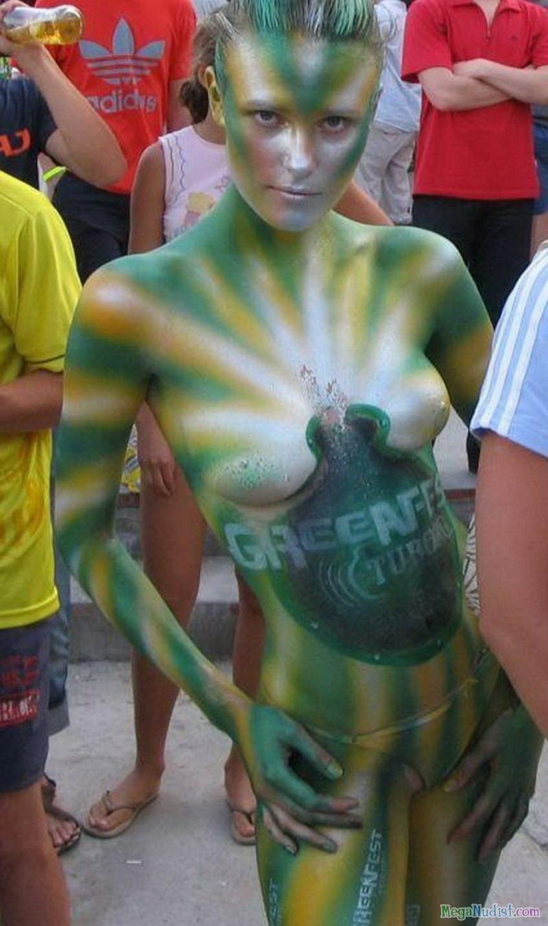 Семейный нудизм без трусов