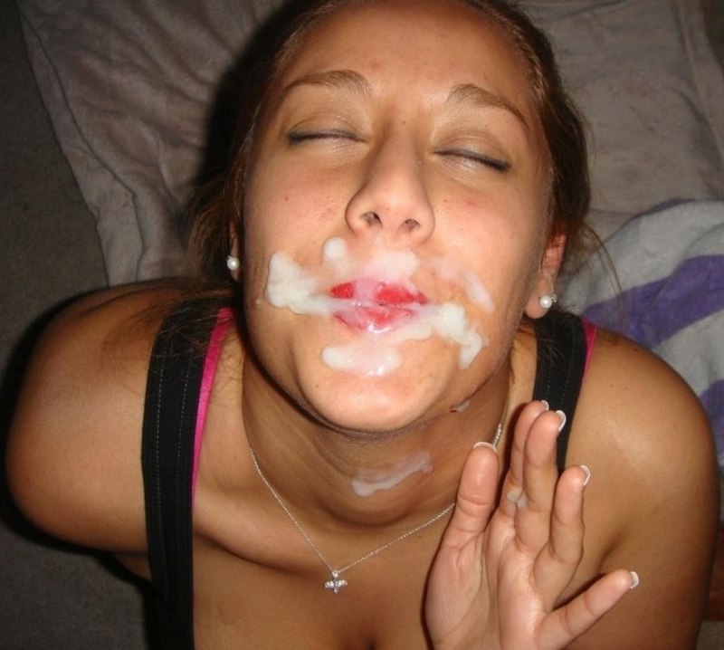 Девушки с кончей на лице домашнее