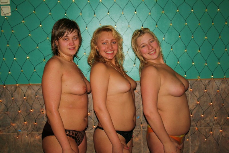 Женский корпоратив в сауне голышом