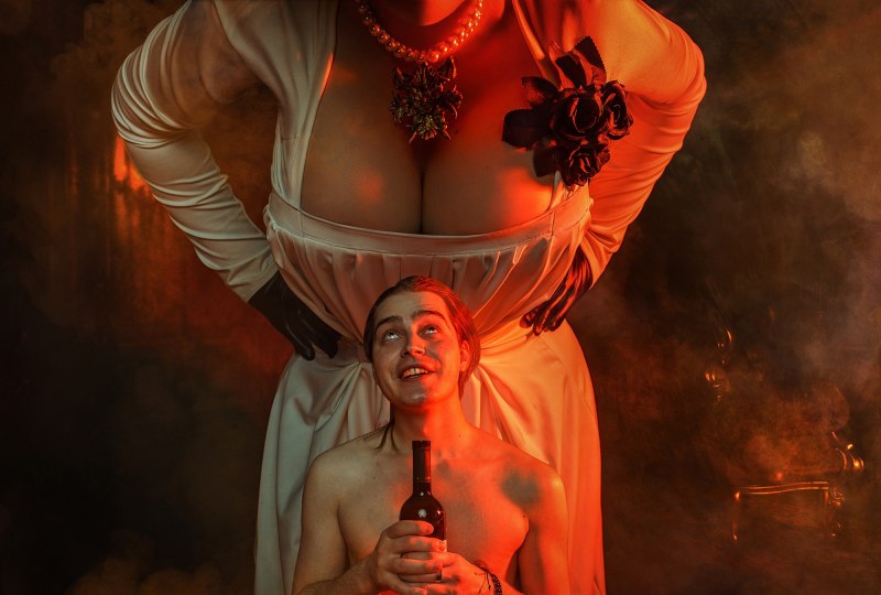 Resident Evil Village леди Димитреску xxx косплей