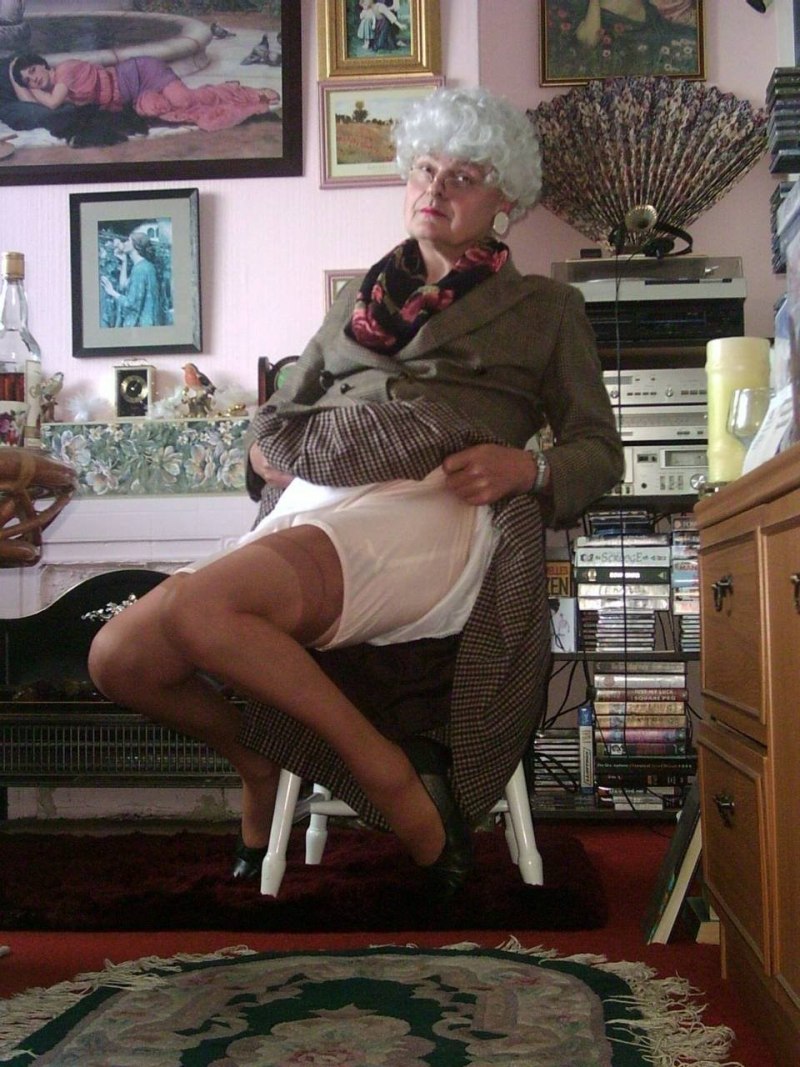 Старые бабки в панталонах